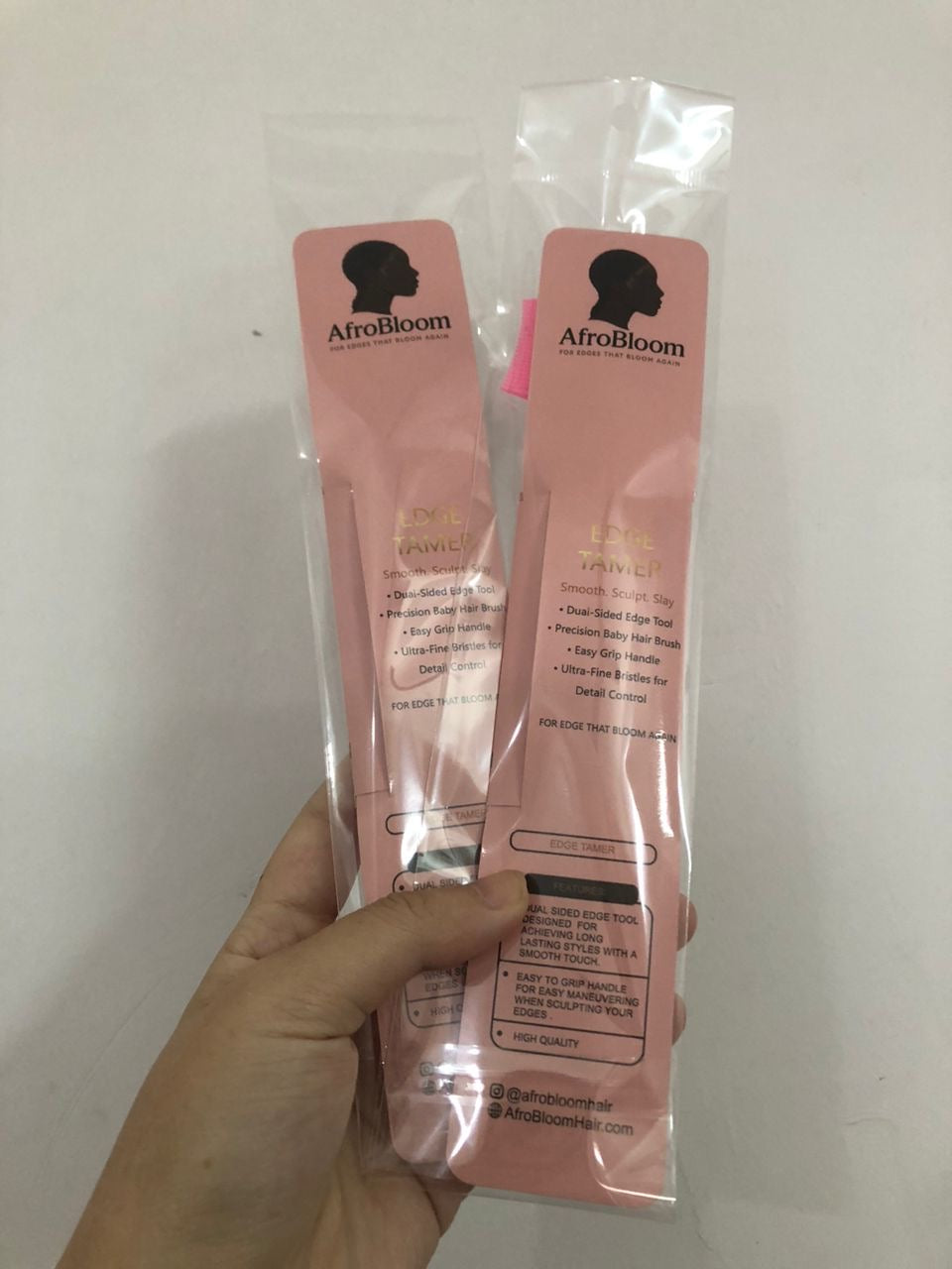 AfroBloom Edge Tamer Brush